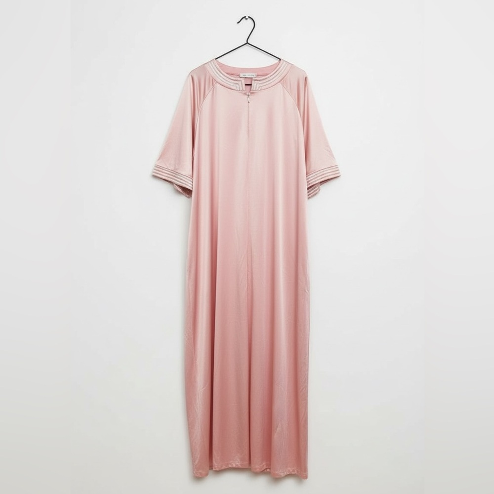 Vintage zip up robe from Vanity Fair Blush pink. Size Medium